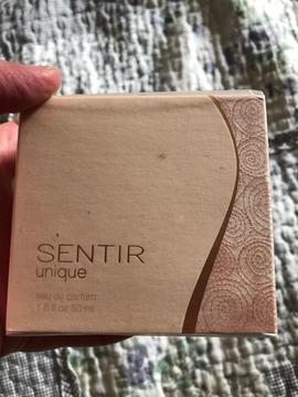 Unique Perfume Sentir Contenido neto 50ml