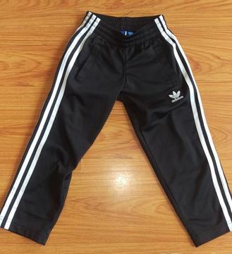 PANTALON ADIDAS BUZO NIÑO USADO TALLA 4