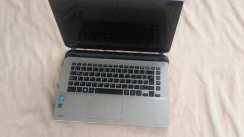 Laptop Toshiba Satellite L45 Core I3