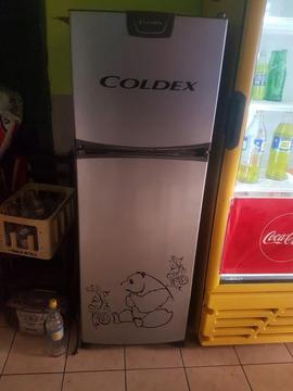 Vendo Mi Refrigeradora por Viaje