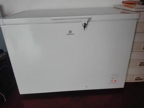 Congelador Indurama 310LT