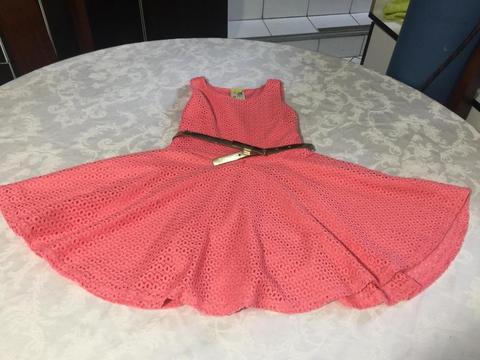 Bello vestido niña marca
