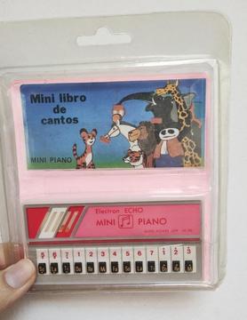 Mini Piano Vintage Año 80 en Su Empaque