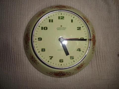 Reloj de Pared de Porcelana Junghans