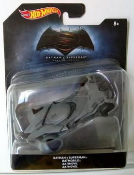 Hot Wheels Batimovil y Batwing de Batman vs Superman 1:50