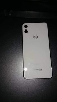 Vendo Mi Celular Motorola One de 64