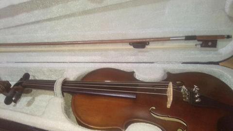 vendo violin 4x4 MateMELODY