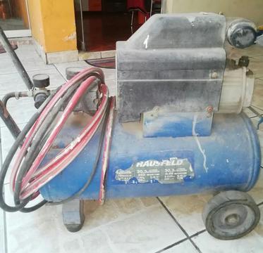 Compresora de Aire Hausfeld 2hp, 30 Liyr