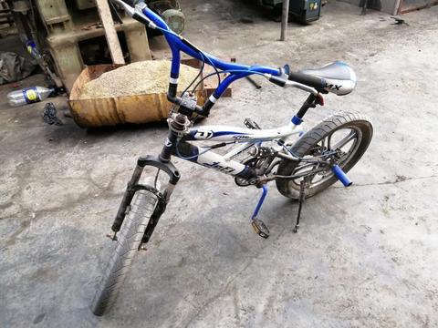 Bicicleta Acrobática Bmx