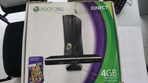 Xbox 360s 4gb Excelente Estado, Con 4 Mandos Y Kinect 500 So