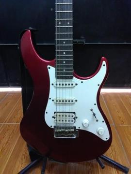 Vendo Guitarra Electrica Yamaha