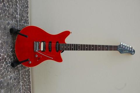 Guitarra Electrica Nueva Importada De Eeuu 4 Pastillas 1 humbucker 2 simples color Rojo en jesus maria
