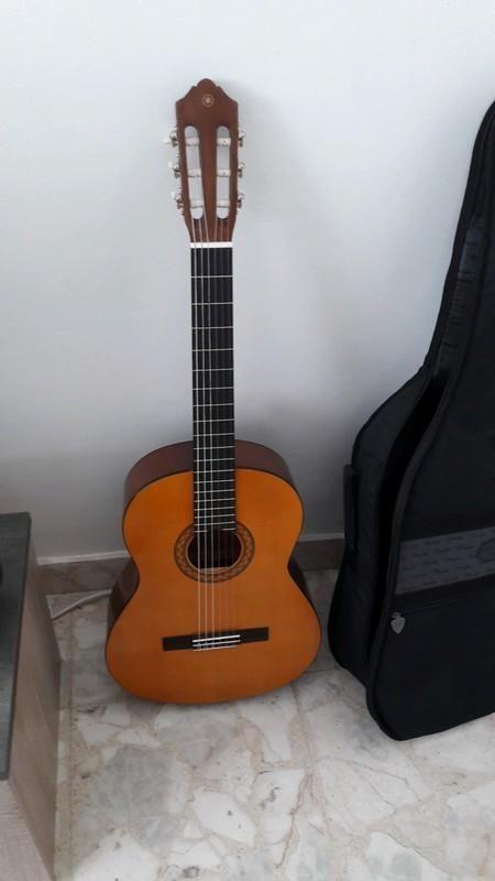 GUITARRA YAMAHA C40 COMO NUEVA