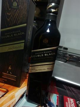 Whisky Johnnie Walker Double Black 750ml