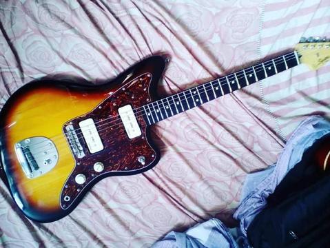 Fender Squier Jazzmaster vintage modified