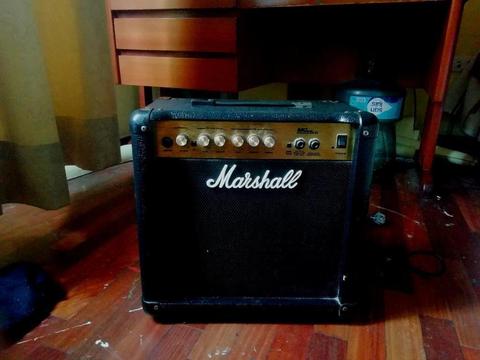Amplificador Marshall 45 Watts