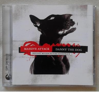 Massive Attack: Danny the dog / Union Europea