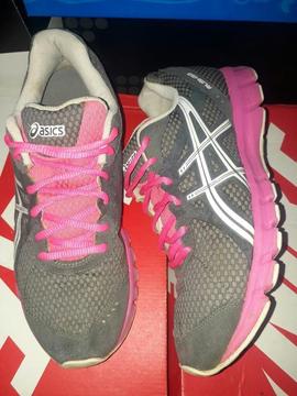 Zapatilla Asics Talla 41.5 Usado 26cm