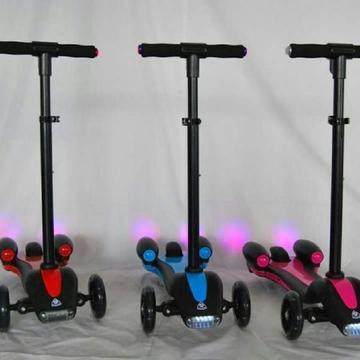 Scooter bluetoth con luces y humo. lo ultimo en tecnologia
