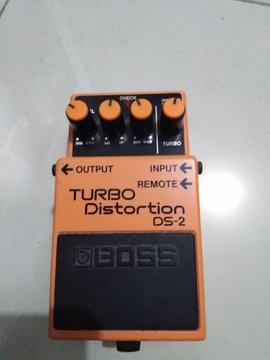Vendo Turbo Distorsion completamente nuevo (caja y manual)