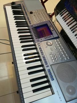 ORGANO ELECTRONIC PIANO YAMAHA PSR 1500 USB SEMI NUEVO