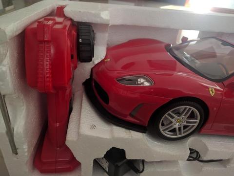 Carro a Bateria Ferrari Spider Original