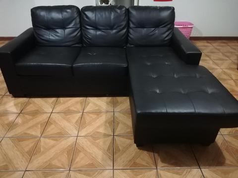Sofa en Modelo en L Color Marron Oscuro