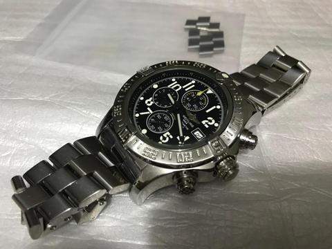 Reloj Breitling Super Avenger Chrono Profesional 12 Horas