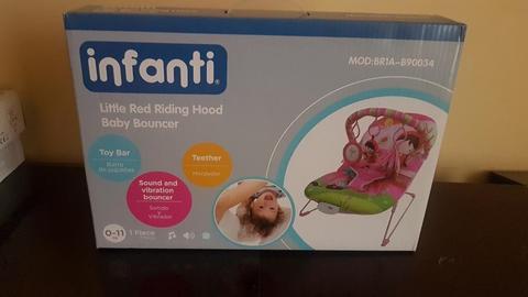 Remato Nuevo en Caja Mecededora Infanti
