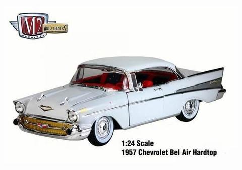 Auto a escala M2 1957 Chevrolet Bel Air Hardtop 1:24