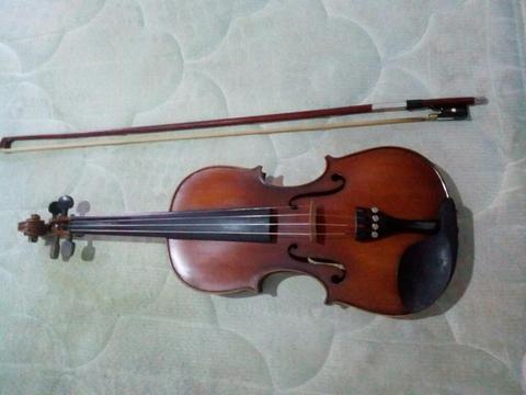 Violin Semi Nuevo