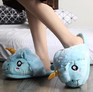 Pantuflas unicornio importadas rosa y celeste