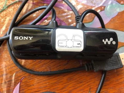 Audifonos mp3 Sony Walkman Usados 1010