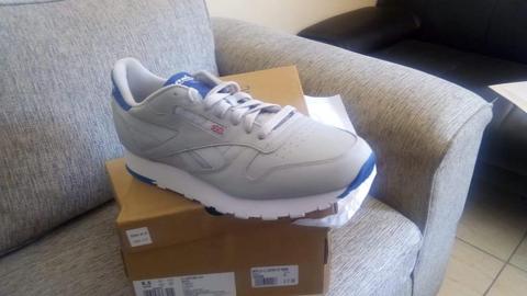 Zapatillas Reebok,Talla 42.5