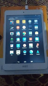 Tablet Airis 7.8 Pulgadas con Detalle