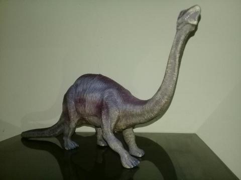 Dinosaurio de Plastico Duro