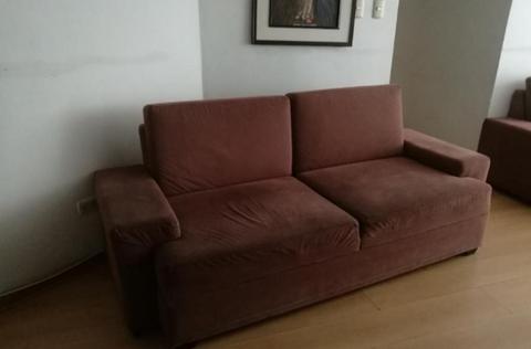 Sofa Marron de 3 Y 2 en Muy Buen Estado