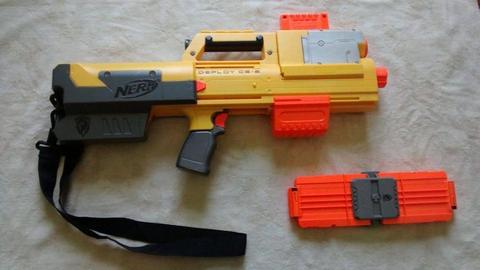 Pistola Nerf Deploy Cs6