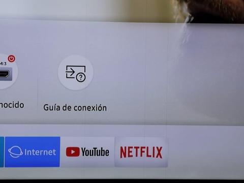 VENDOVENDO TV SAMSUNG UHD 4KDE49 PULGADAS CON DETALLE
