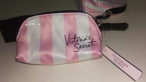 Neceser Victorias Secret rosado