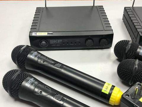 Microfonos Inalambricos Skp Pro Uhf 261