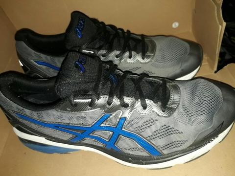 Zapatilla Asics Gt-1000 Talla 45 Usado