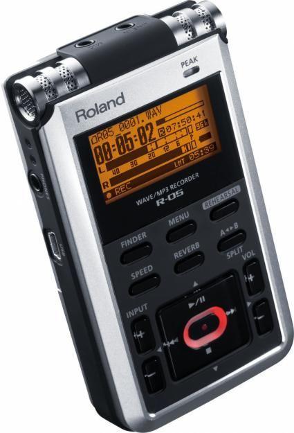 ROLAND R05 Grabadora Reportera Portatil Digital MicroSD 2496 entrada de Mic y Line