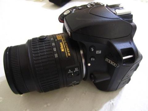 Vendo Nikon D3300 24 mpx lente 18-55 filtros maletin