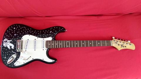 Guitarra modelo Stratocaster de 22 Trastes