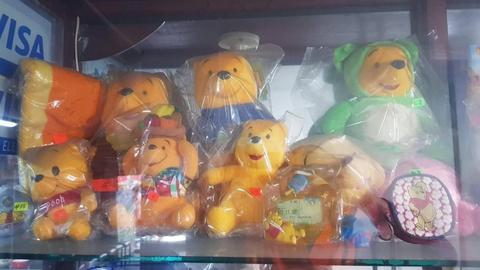 WINNIE POOH HELLO KITTY DISNEY STAR WARS ORIGINALES Y NUEVOS