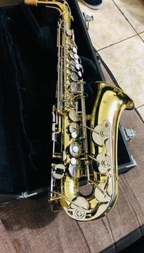 Saxo Alto Yamaha Yas 23 Saxofon