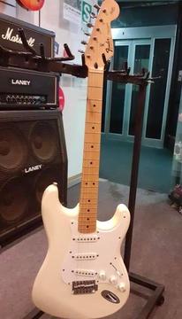 Fender_Mexico_1995