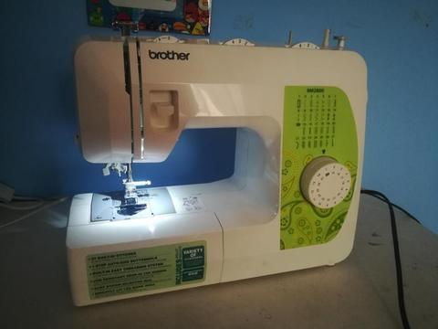 Máquina de Coser Brother BM2800
