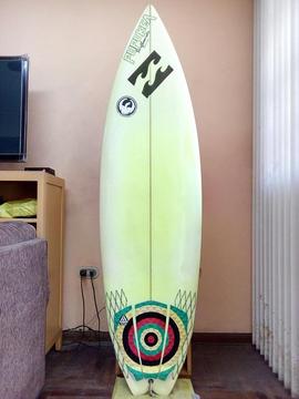 Remate de Tabla de Surf Pupukea 5.11 con sistema Fcs, Quillas y Grip Pad